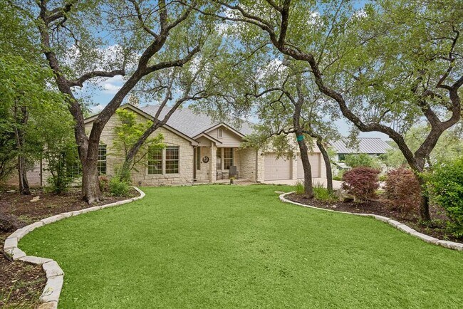Building Photo - 313 S Flamingo Dr