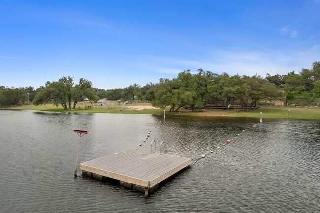 Building Photo - 10804 Wildwood Cir
