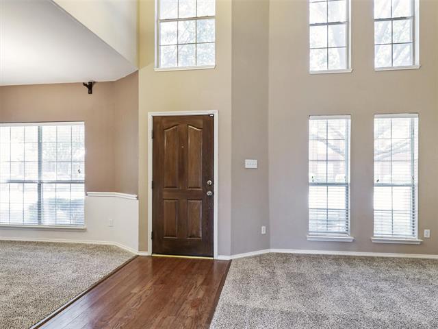 Foto del edificio - 10716 Spring Lake Rd