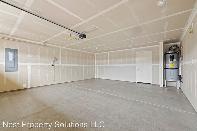 Building Photo - 3 br, 2 bath House - 4272 Wood Ct.