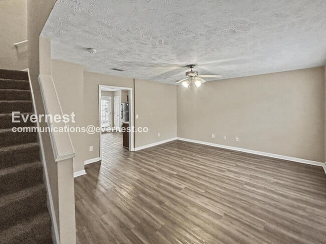 Building Photo - 5170 Hickory Hollow Pkwy