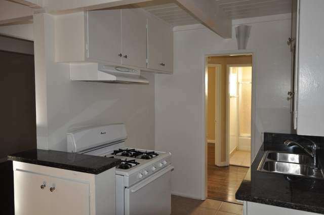 Foto del edificio - 6125 Whitsett Ave