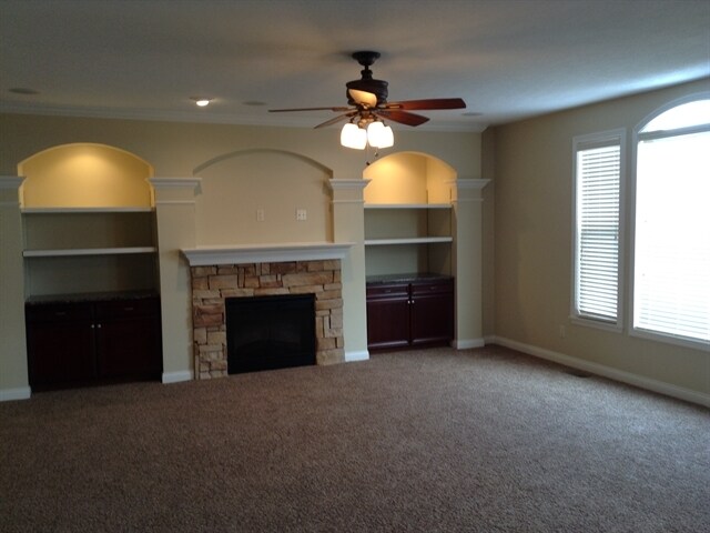 Foto del edificio - 1060 Arbor Springs Dr
