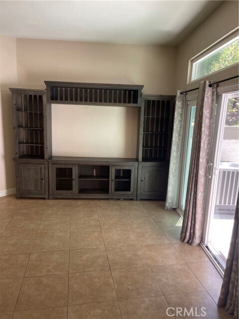 Foto del edificio - 25 Blackbird Ln