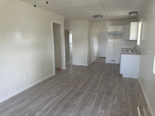 Foto del edificio - Now Available For Rent!