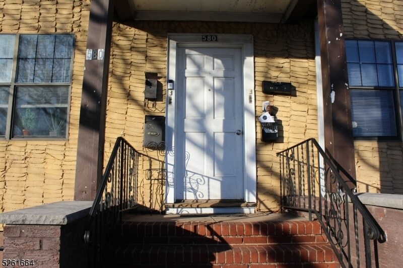 Foto del edificio - 580 E Milton Ave