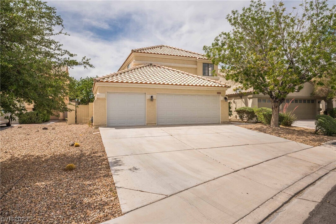 Primary Photo - 341 Lander Dr