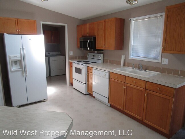 Foto del edificio - 3 br, 2 bath House - 1316 NW Cheryl Place