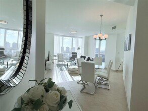 Building Photo - 18201 Collins Ave