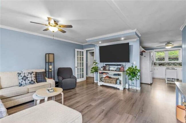 Building Photo - 45-47 Clym Street