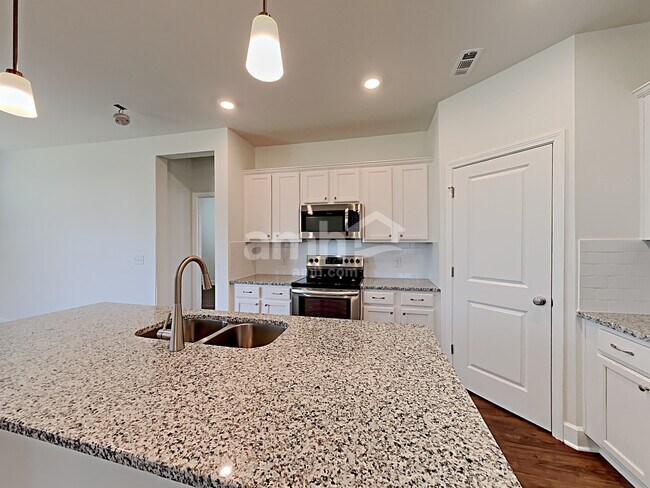 Foto del edificio - 441 Bluewater Dr