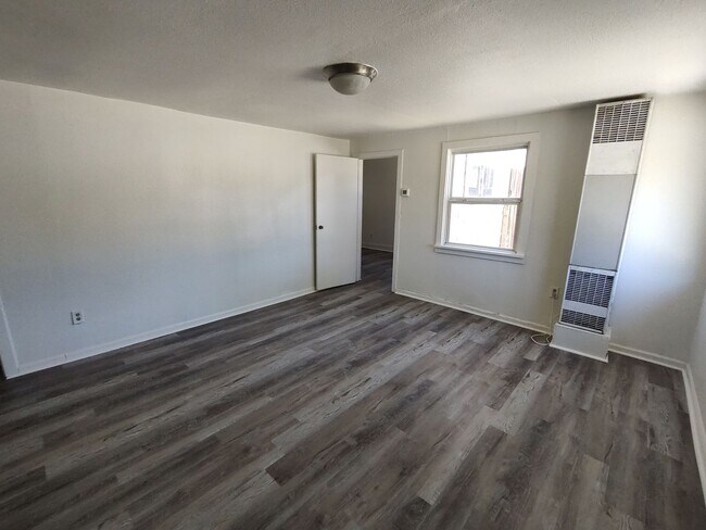 Foto del edificio - 2 Bedroom 1 Bath Newly Remodeled House