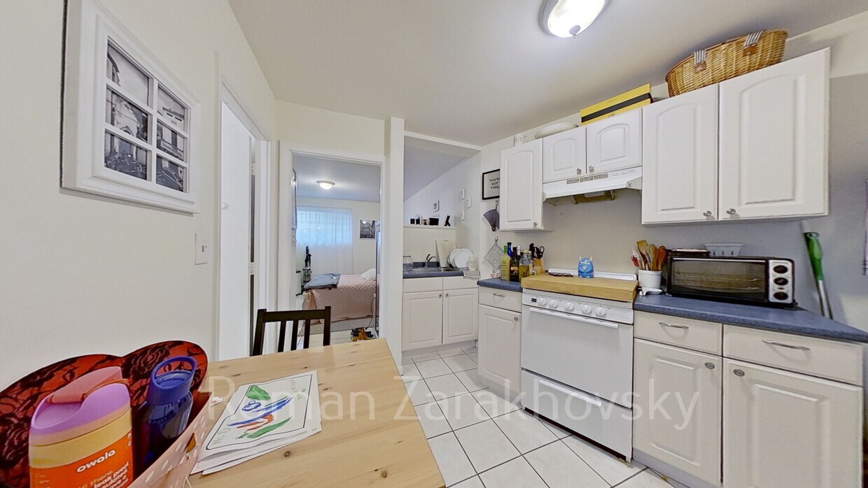 11 Embassy Rd Unit 4A, Boston, MA 02135 Condo for Rent in Boston, MA