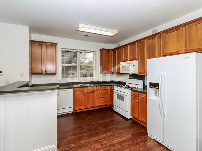 Building Photo - 11728 Rainy Bend Dr