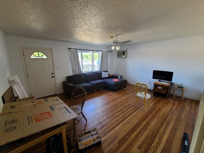 Foto del edificio - 4401 77th St