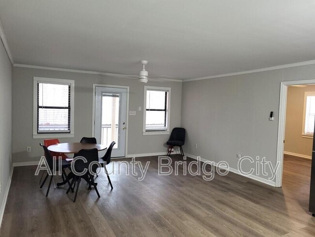 Photo - 2002a Hampton Shores Dr Apartment