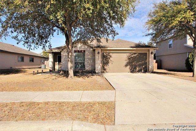 Foto principal - 7911 Saratoga Knoll