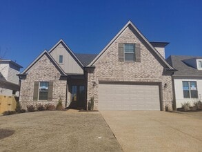 Building Photo - 360 Green Willow Dr