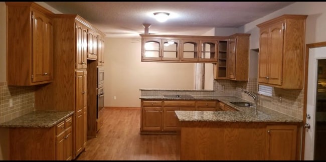 Foto del edificio - 13853 W 123rd St