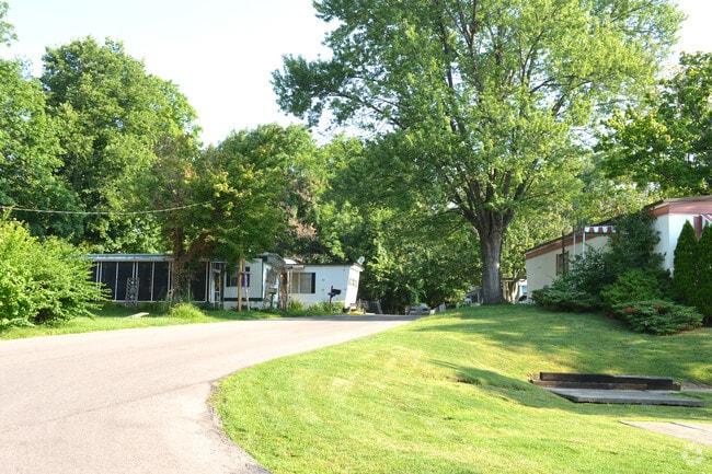 Building Photo - 9109 Pippin Rd