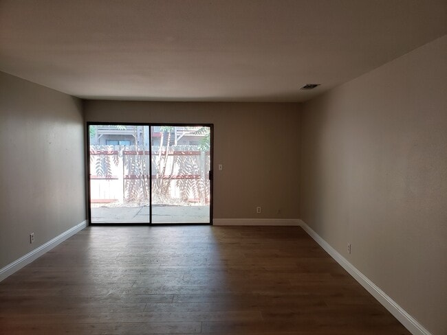 Building Photo - 1395 Nord Ave