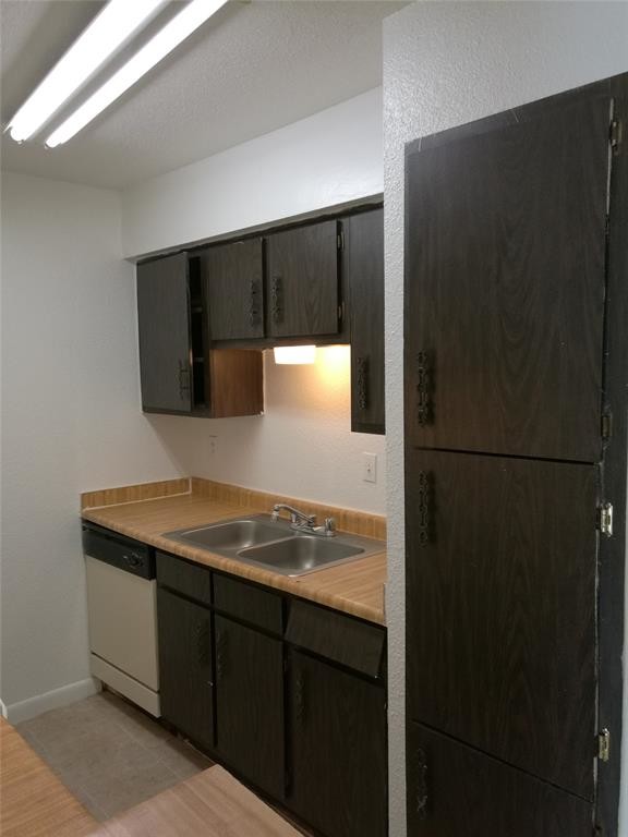 Foto del edificio - 9800 Braeburn Glen Blvd