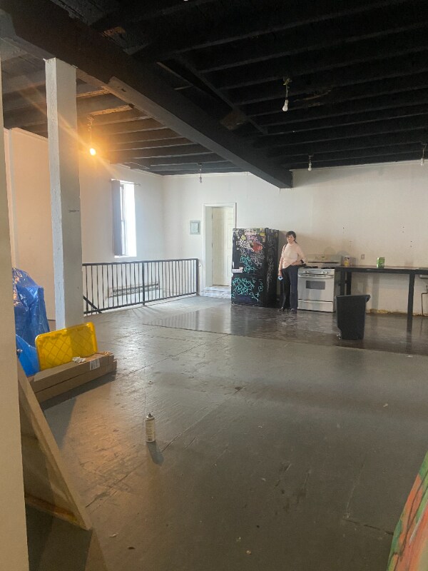 Building Photo - 408 Knickerbocker Ave