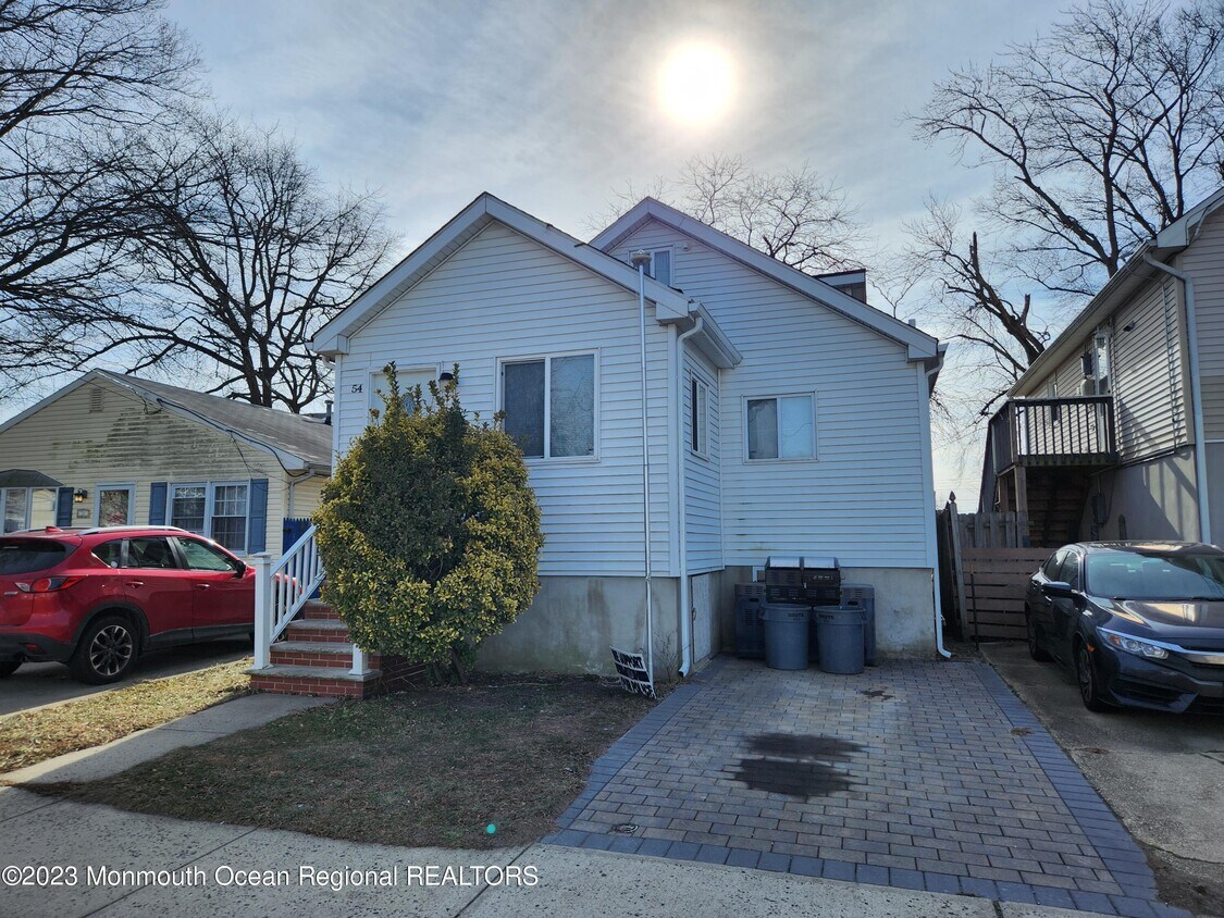Primary Photo - 54 Washington Ave