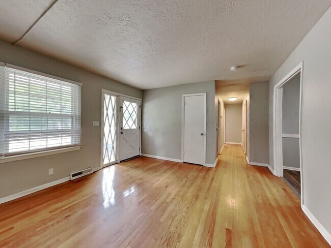 Foto del edificio - 11209 E 59th St