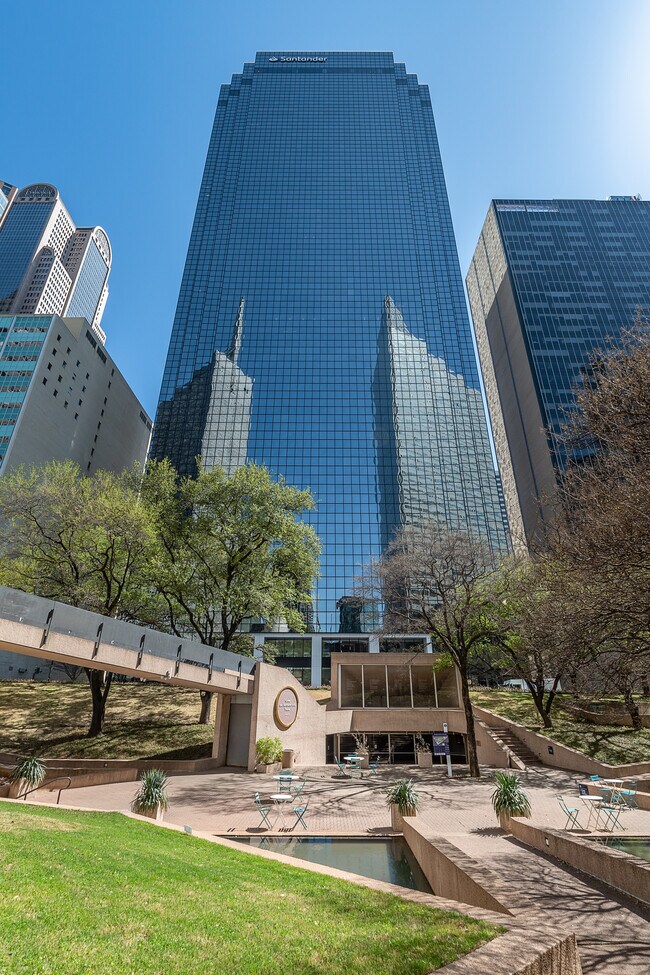 Peridot 1601 Elm St Dallas, TX Apartments for Rent in Dallas