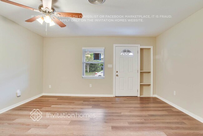 Foto del edificio - 5915 Westbury Dr