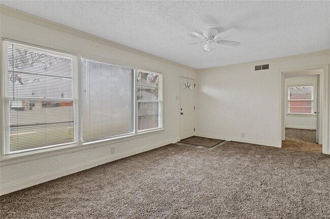 Building Photo - 2802 Materhorn Dr