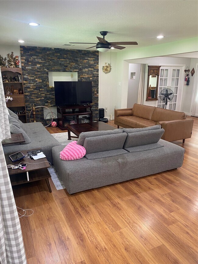 Foto del edificio - 12930 Kimberley Ln