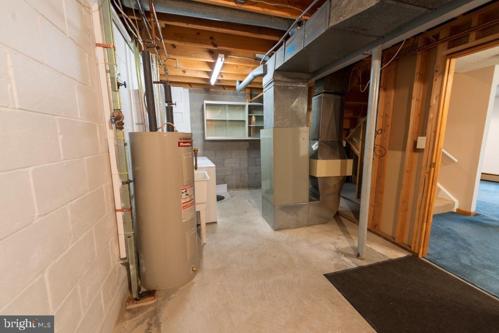 Foto principal - 413 Warlock Ct