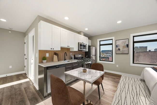 Building Photo - The Solis