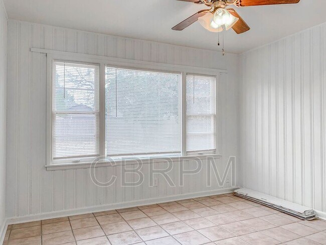 Building Photo - 4315 42nd St