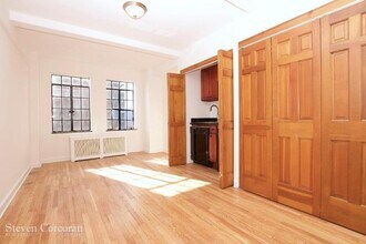 Building Photo - 45 Tudor City Pl