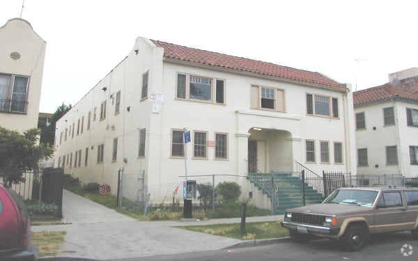 Building Photo - 128 S Westmoreland Ave
