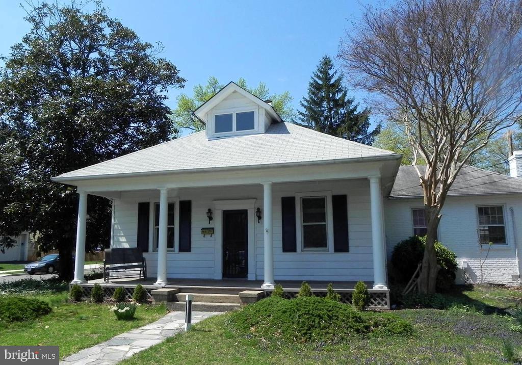 Primary Photo - 1200 N Cleveland St