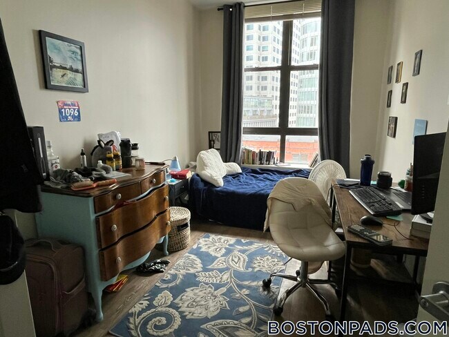 Foto del edificio - 81 Essex St