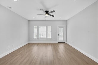 Building Photo - 3312 Bacchus St