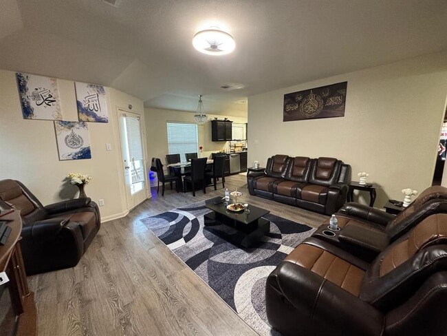 Foto del edificio - 13409 Pine Needle St