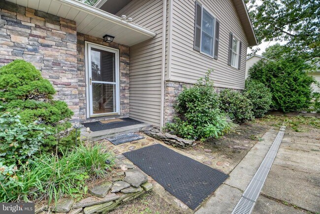 Building Photo - 800 Baltimore Annapolis Blvd