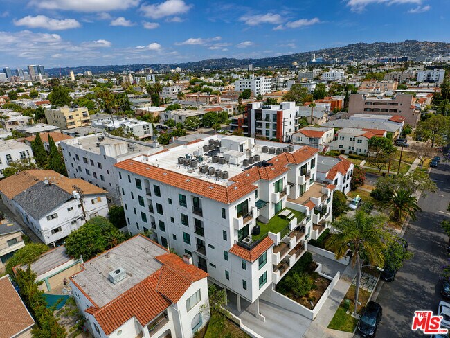 Foto del edificio - 1515 S Holt Ave