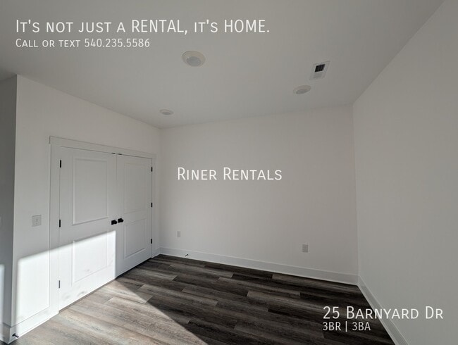 Photo - 25 Barnyard Dr Townhome