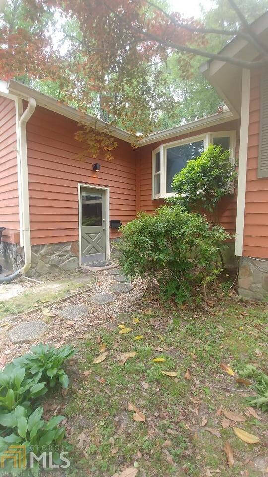Building Photo - 180 Cedar Cir