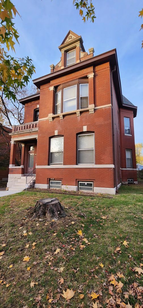 Building Photo - 3517 Magnolia Ave