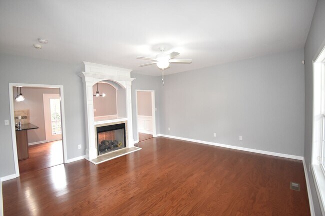 Foto del edificio - 4 Bedroom 2.5 Bathroom Home