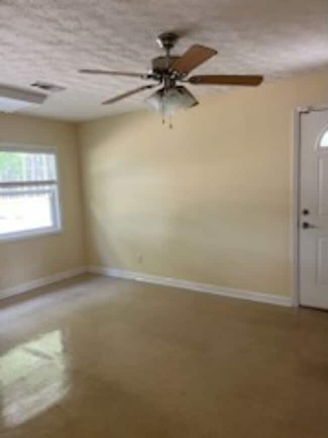 Building Photo - 6227 Williamsburg Drive, Columbus, GA  31909