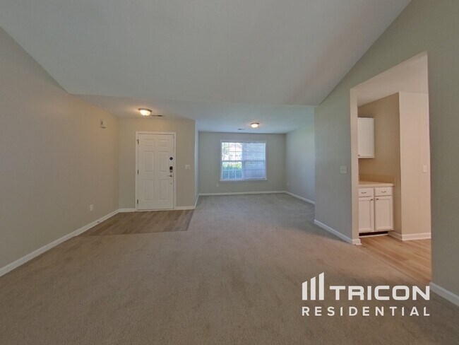 Building Photo - 108 Lauren Wood Cir